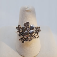 Load image into Gallery viewer, Sterling silver 925 ring  Heart Dragonfly Flower
